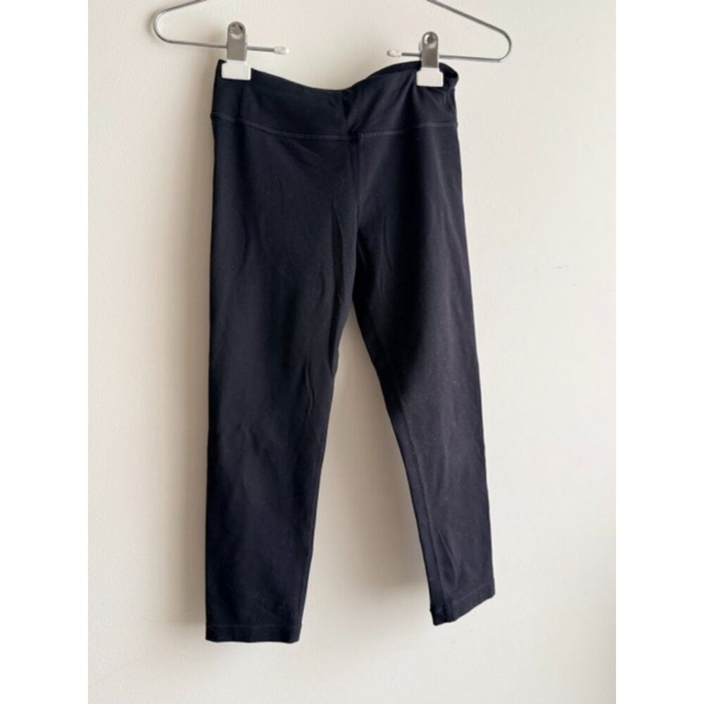 Athleta Girls Black Capri Leggings (size 12)